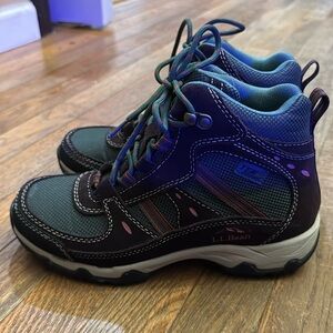 LL Bean Women's Trail Model 4 Waterproof Hiking Boots Size 7 M